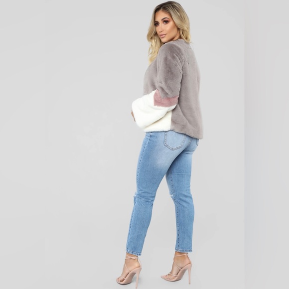 Fashion Nova Colorblock Fur Romance Jacket Grey Combo Size S NWT - Picture 4 of 11